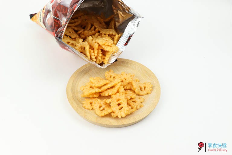 火辣炒碼螃蟹餅乾 🦀 喝酒必備的零食，讓你一口接一口！