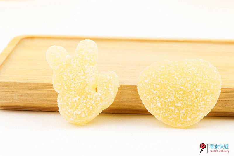零食小姐開箱❤️讓人捨不得拆封的 Pure 電擊 Pikachu 軟糖