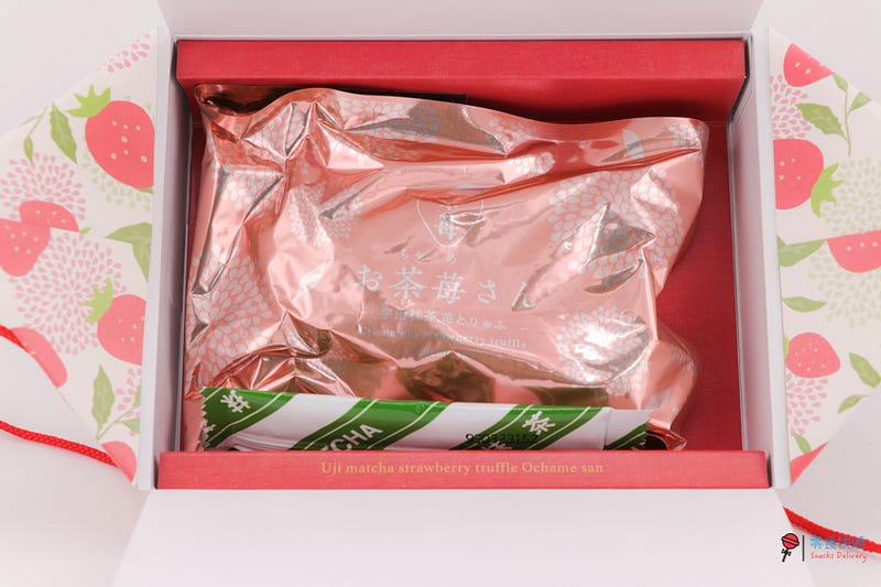 京都の伊藤久右衛門🍵宇治抹茶草莓松露巧克力🍓