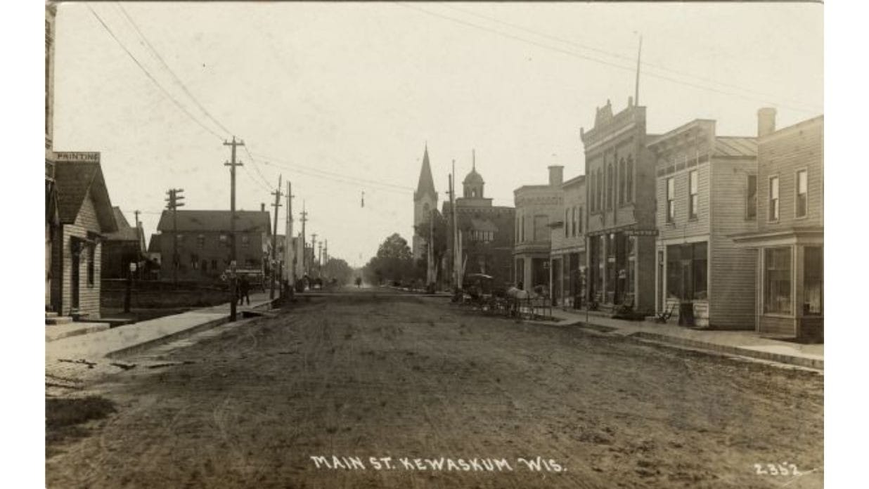 Kewaskum’s unpaved Main Street in Washington County, Wisconsin