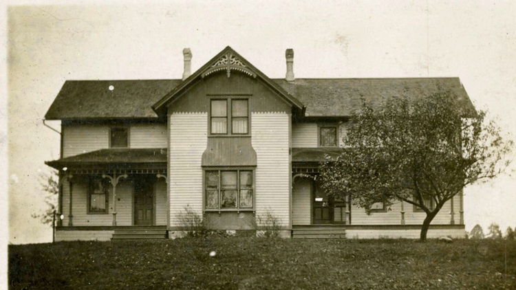 The Tower Heritage Center image of historic house in Washington County, Wisconsin