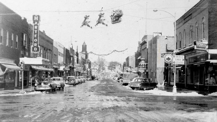 7 Historic Photos of Washington County During the Holidays