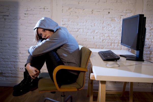 img-victima-cyberbullying