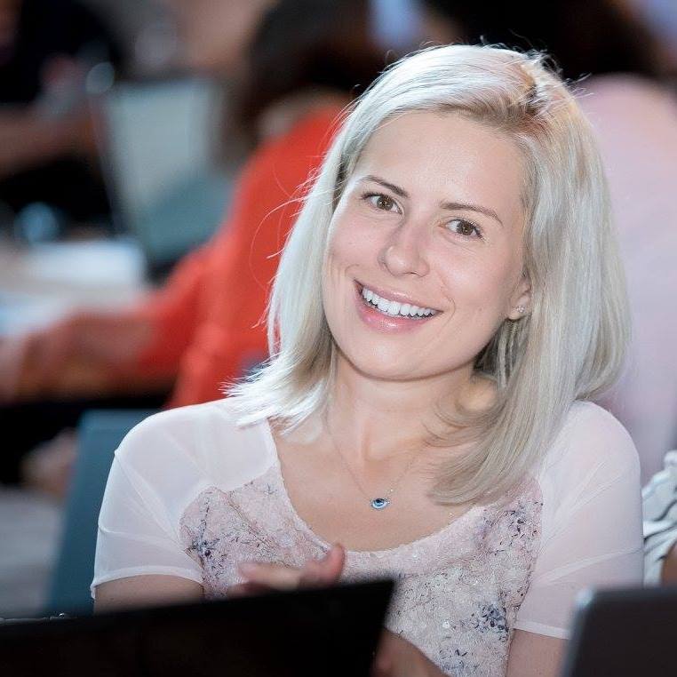 Miruna-Ioani_Orange_SuperCoders