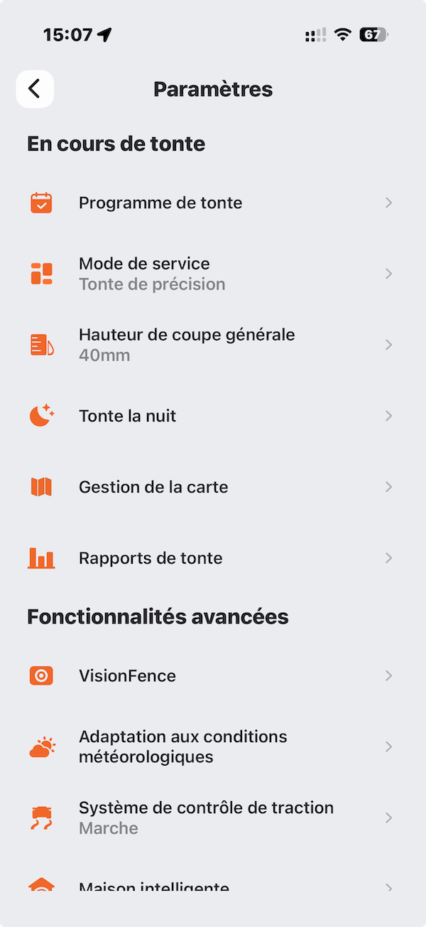 Écran des paramètres de l'application Navimow montrant le mode Tonte de précision, la hauteur de coupe à 40 mm, VisionFence et le contrôle de traction