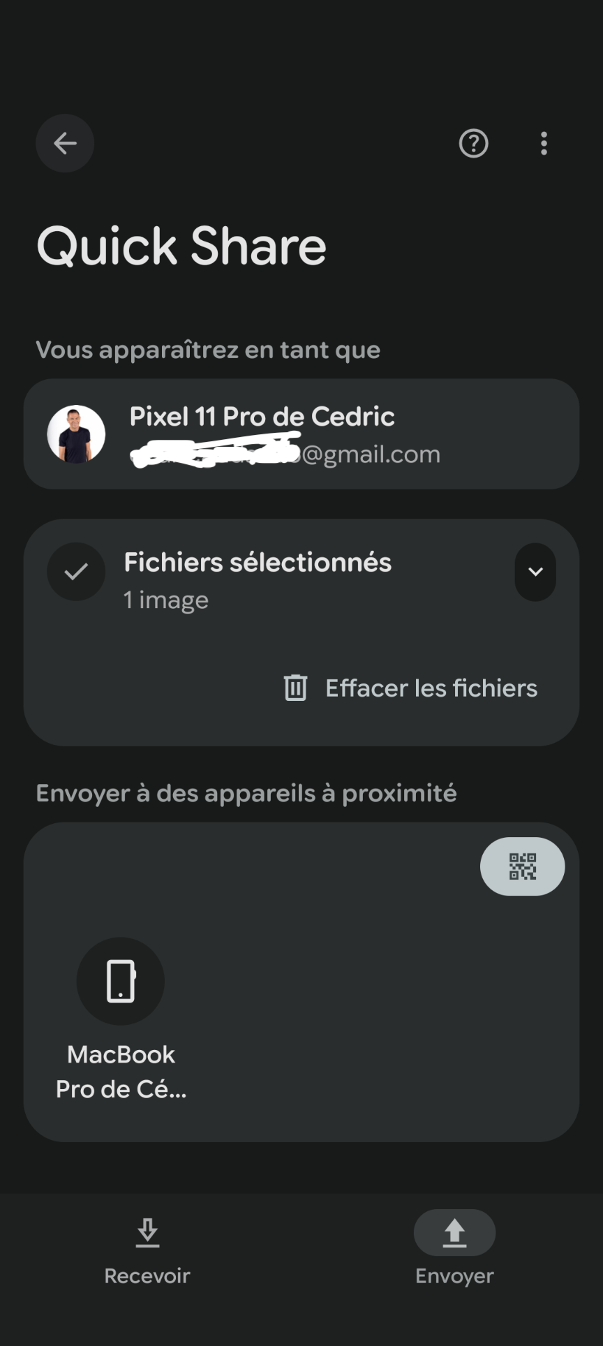 Capture d'écran de l'interface Quick Share sur Pixel 11 Pro, montrant le partage d'une image vers un MacBook Pro à proximité