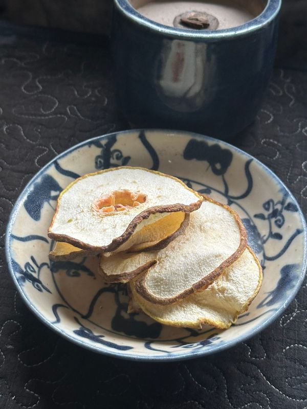 When Dried Fruit Meets Tea: 4 Pairing Pitfalls and Golden Rules to Avoid Bitterness