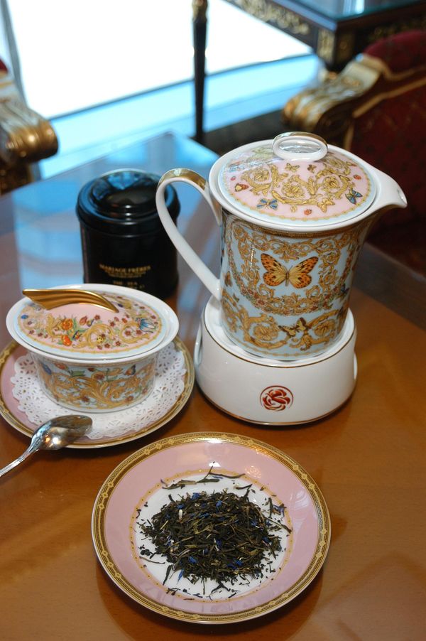 How to Store Black Tea Properly