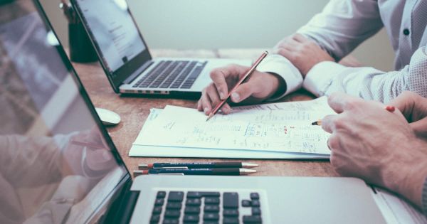 越境ECを始める中小企業のための「最初の6カ月」ロードマップ