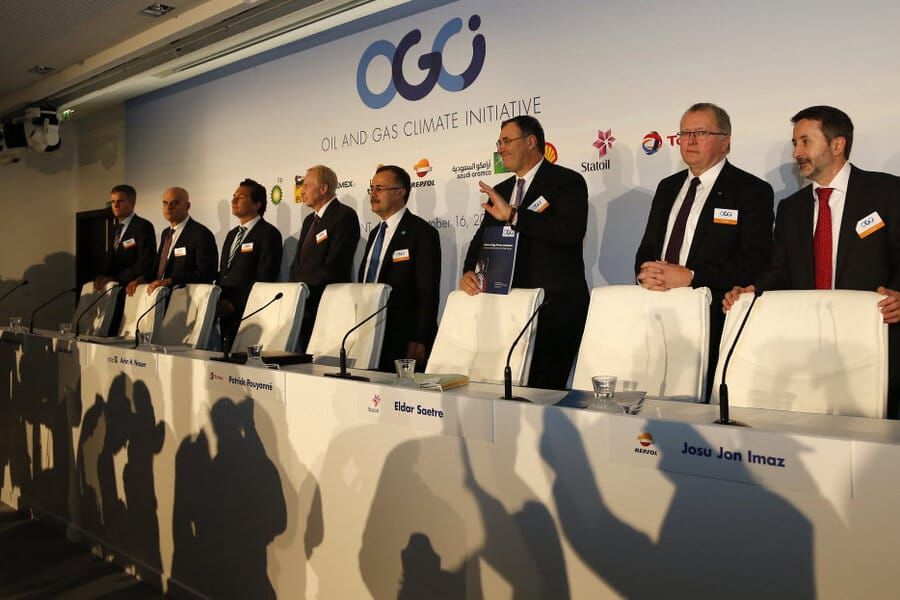 The Loudest Guys in the Room: How the Fossil Fuel Industry Warps the Information Ecosystem