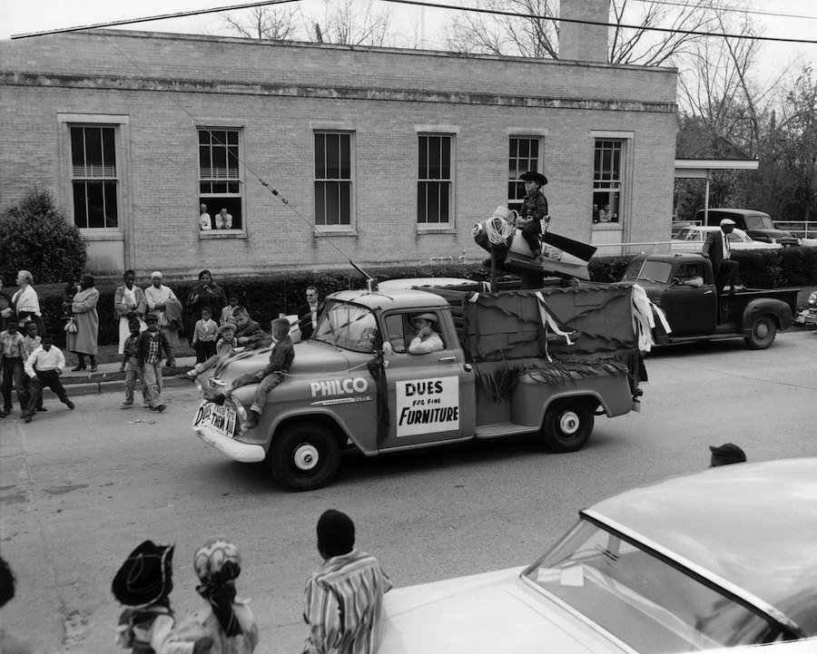 Alonzo Jordan
Parade, 1950s
© 1996 Documentary Arts, Inc.