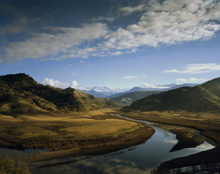 Towards Sequoia National Park, California