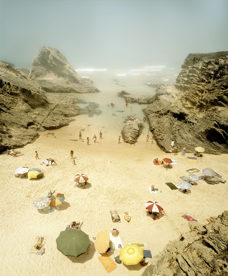 Praia Piquinia  06-08-04 15h40
Lambda print. Images courtesy of <a href=