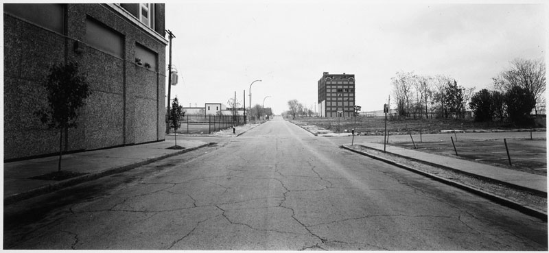 <i>Untitled #7 (St. Louis), </i>1999—2000<br />Iris Print<br />16 x 41 inches (40.6 x 104.1 cm); 26 x 51 inches (67.3 x 130.8 cm) framed<br />Edition of 5 + 2AP