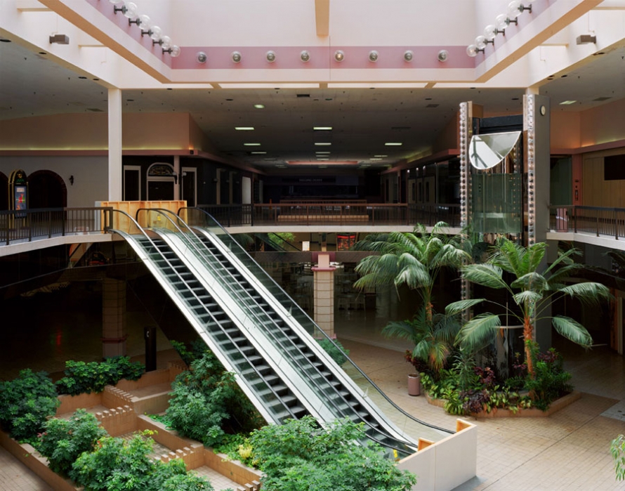 Rolling Acres Mall 1, 2008