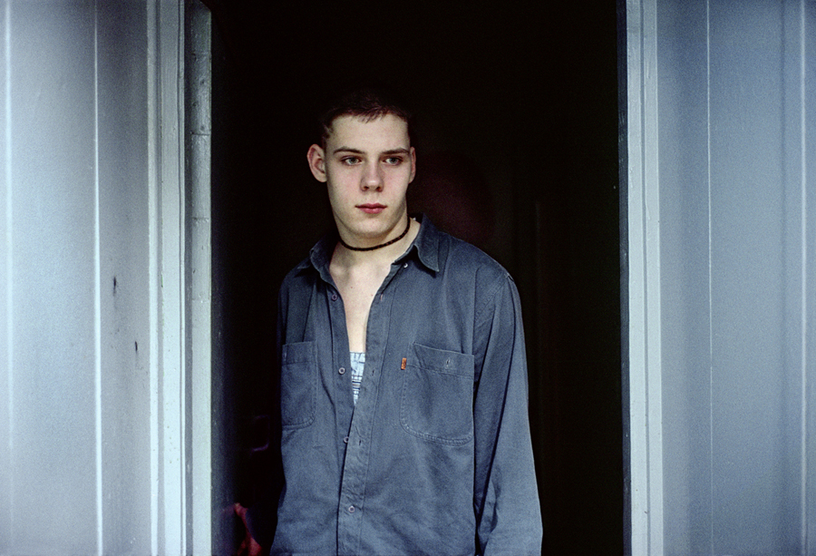 Maxim, Moscou, 2002
C-Print
© Lise Sarfati, Courtesy Yossi Milo Gallery, New York