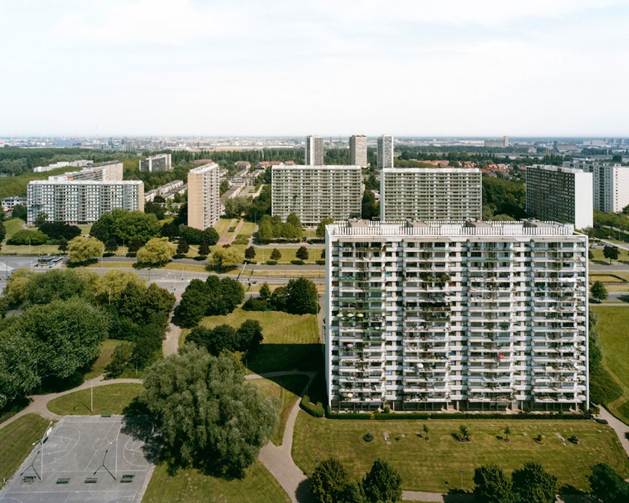 Sze Tsung Leong
Linkeroever, Antwerpen, 2009
From the Series 