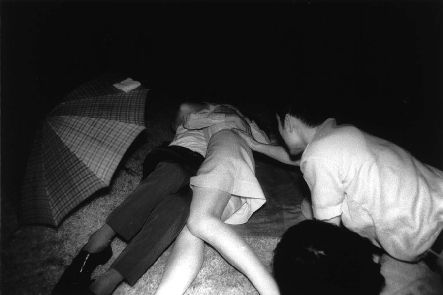 Untitled, 1971. © Kohei Yoshiyuki, Courtesy Yossi Milo Gallery