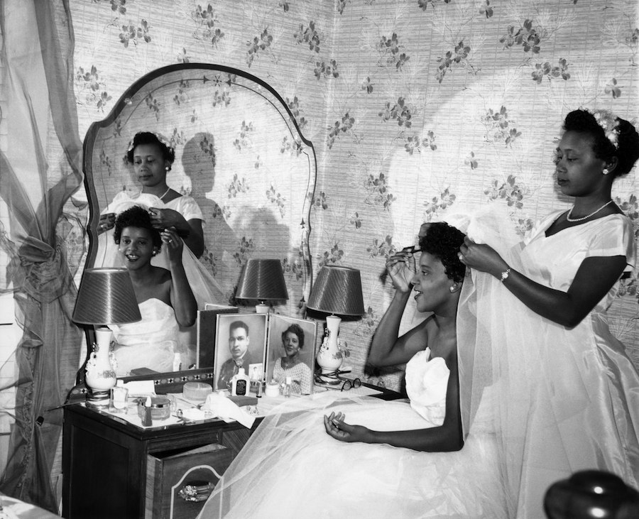 Alonzo Jordan
Wedding Preparations, Bonnie Mitchell and Her Sister Ida Mae Mitchell, 1957
© 1996 Documentary Arts, Inc.