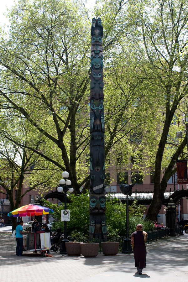 <b>The Tlingit Totem Pole</b><br /><br />
Location: <a href=