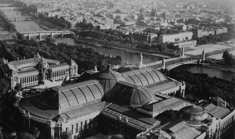 View of the Grand Palais, the Petit Palais, and Point Alexandre III, 1951