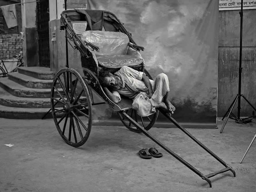 Hand-rickshaw puller, 2013
