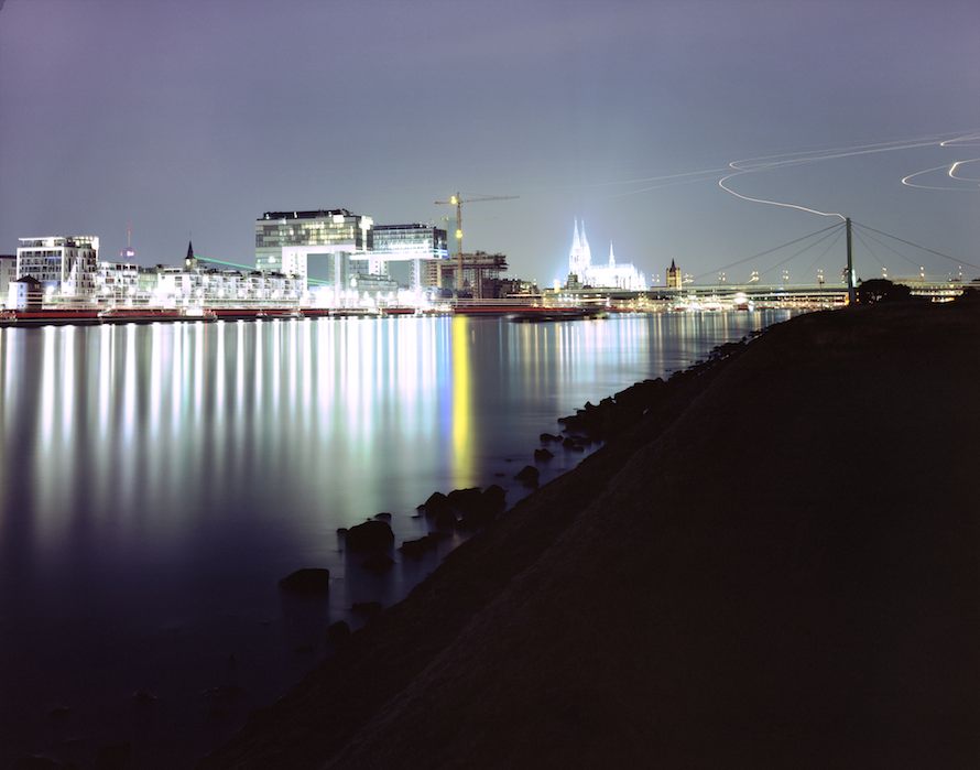 Metropolis 50°95’ N 6° 97’ E (Cologne)