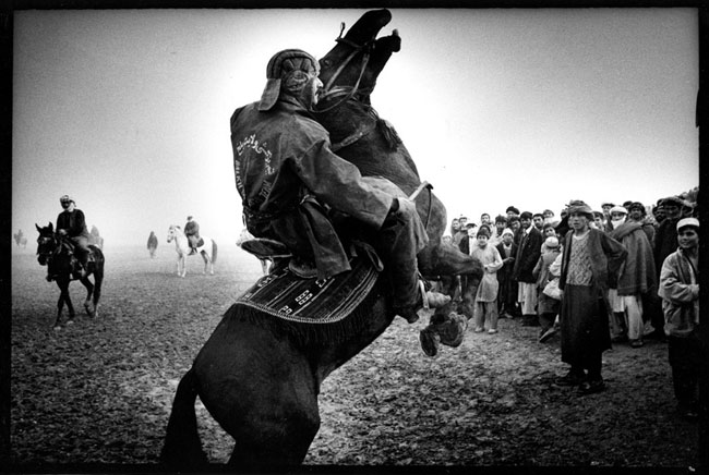 Afghanistan, Mazar-e-sharif 2001, Winner of the buzkashi tournament