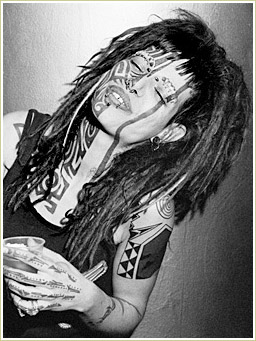 This girl swore that getting the tattoo on her eyelid didn’t hurt.