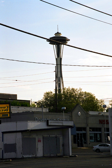 <b>The Space Needle</b><br />The Seattle Space Needle was built during the 1962 World’s Fair, the theme of which was “Century 21.” Apparently our houses were supposed to be 600 feet in the air by now, perhaps on account of the flying cars. Wow, what a disappointment we turned out to be. Although, to be fair, we’re still got 94 years left in the 21st century, so we still have plenty of time to move into space condos and trade in our Jettas for jetpacks. And besides, if a time traveler visited from 1962, I sure we could just take him to the aforementioned Hooters and demonstrate that our society has grown mind-bogglingly advanced in other ways.<br /><br />Mileage: 1.0 of 6.0