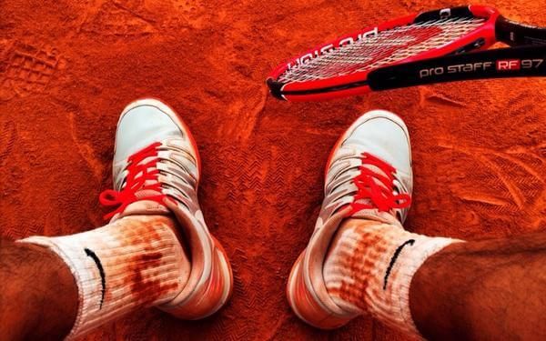 Como reconhecer um tenista fora das quadras