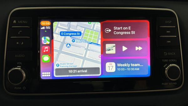 GM to drop Apple CarPlay and Android Auto from all cars