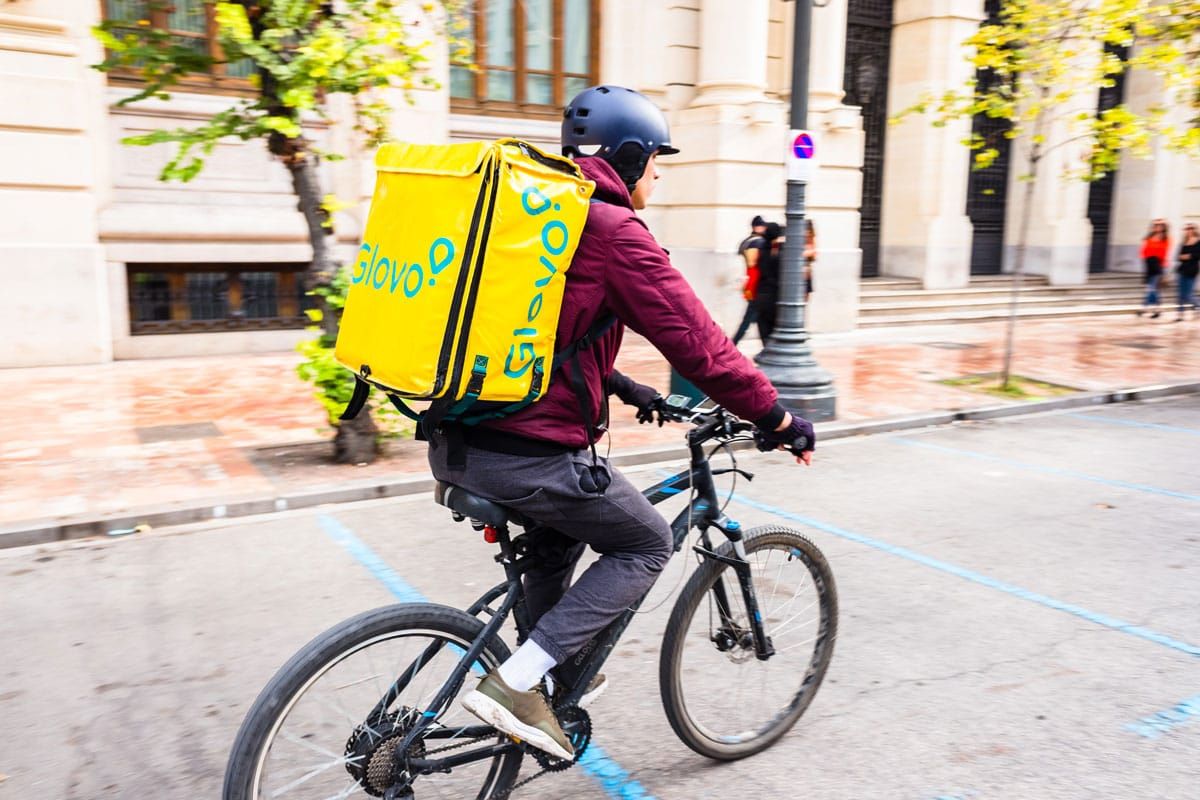 (Avanzato) Caporalato digitale: l'inchiesta su Glovo e i rider pagati 2,50 euro a consegna