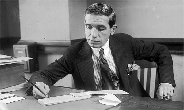 (Fluente) Lo schema Ponzi: la truffa più famosa della storia