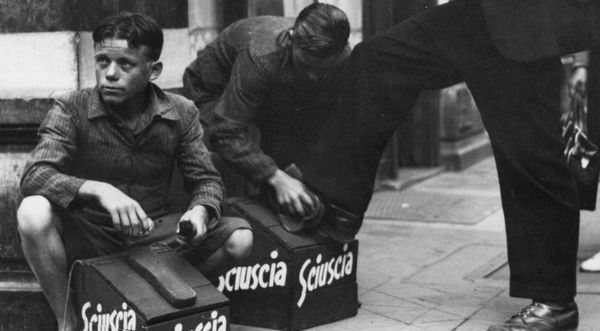 (Intermedio) Gli sciuscià: la storia di una parola nata per strada