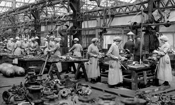 (Avanzato) Quali sono i lavori che hanno contribuito all'emancipazione femminile?