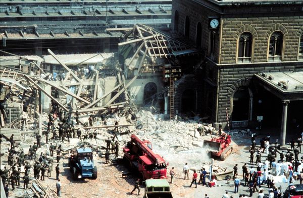(Fluente) La strage del 2 agosto alla stazione di Bologna