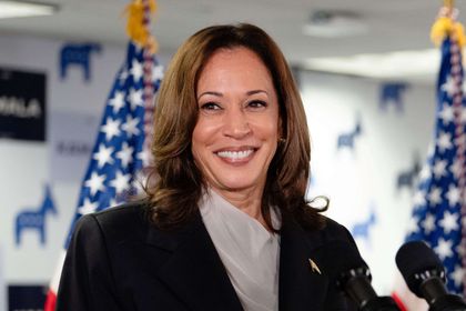 Kamala Harris Considering to Run for California Governor, May Also Run for President in 2028