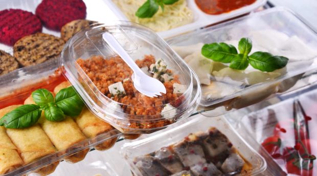 Eating from Plastic Takeout Containers Can Cause ‘Extensive’ Heart Damage, Increase Risk of Cardiovascular Disease