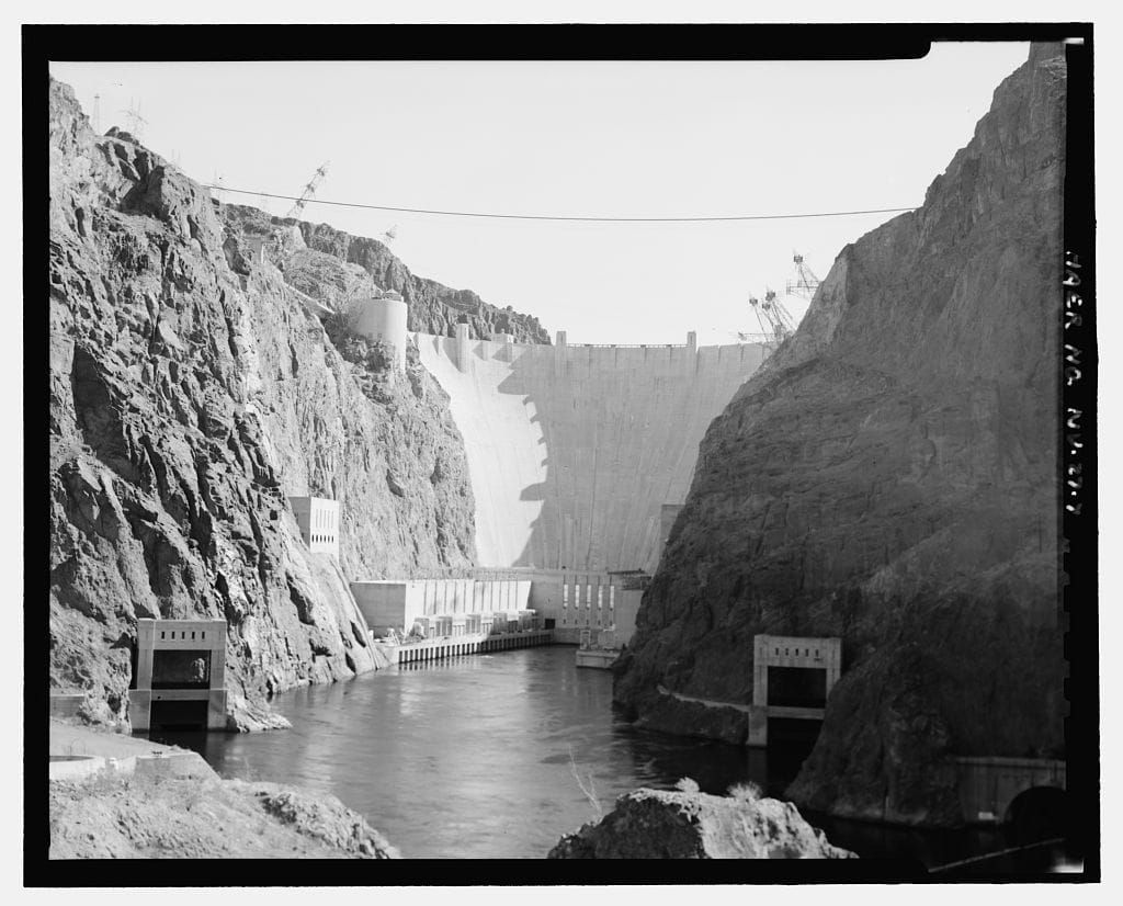 Vintage picture of the Hoover Dam.