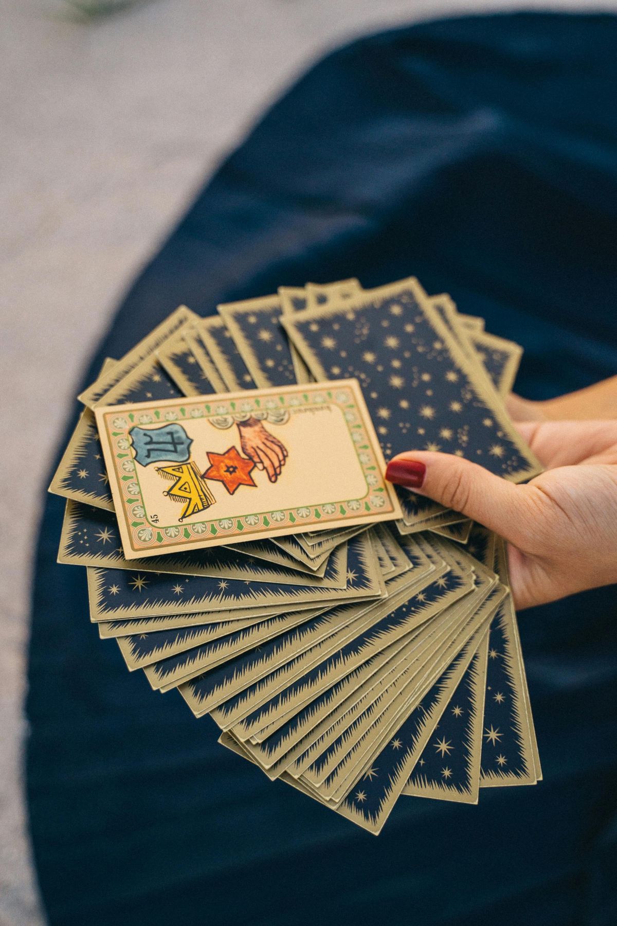 Vedic Oracle: Revolutionizing Astrology with Honest, Direct Insights