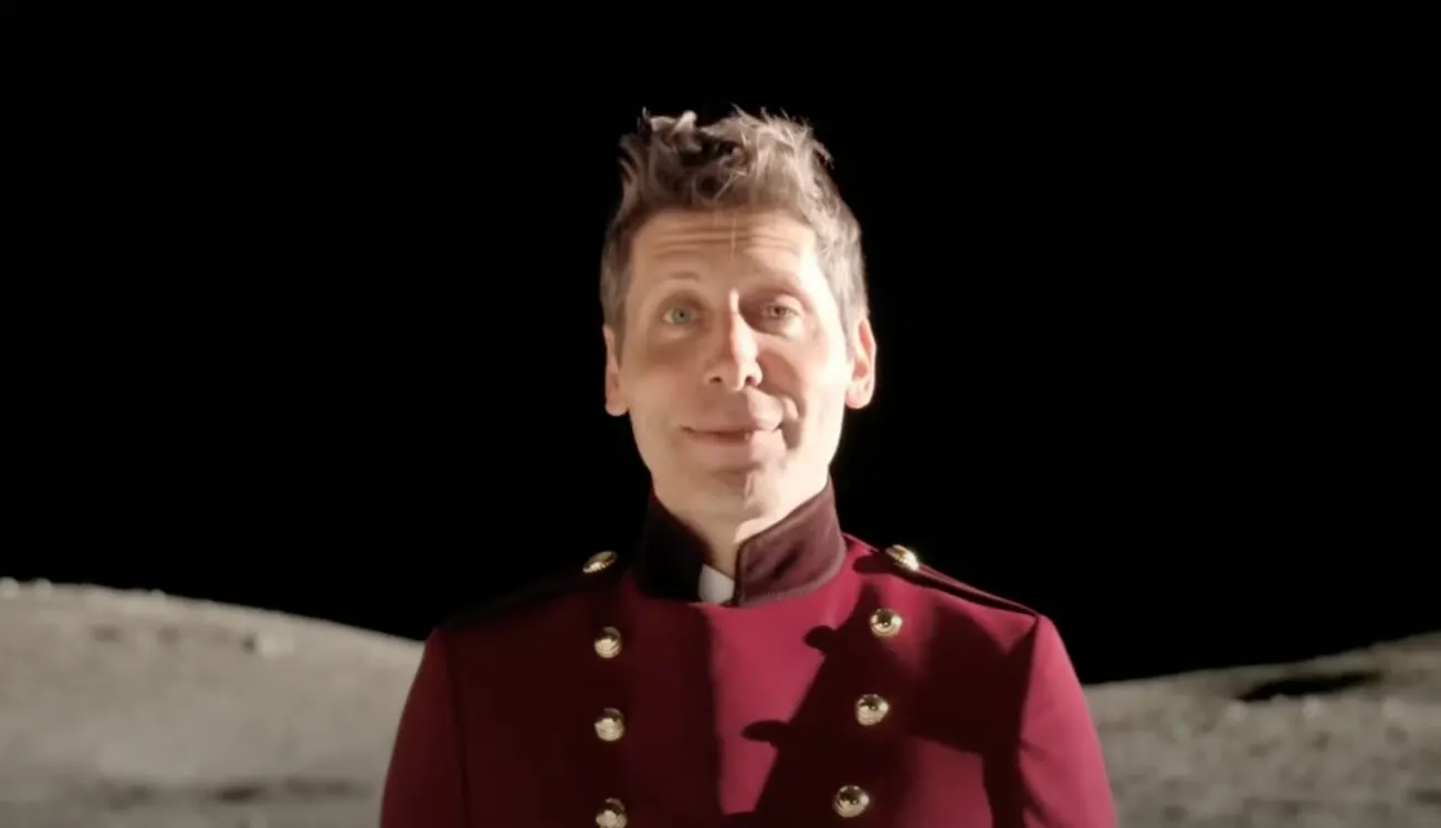 Quindi un'app in stile TikTok per Sora 2 eh?