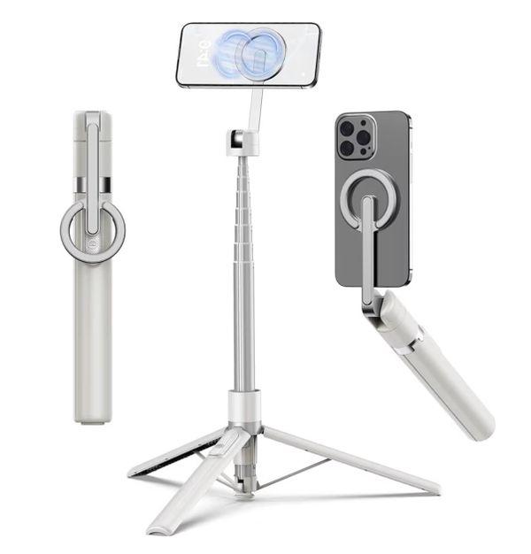 Currently Obsessing Over: The Tripod That Finally Earned a Permanent Spot in My Travel Bag