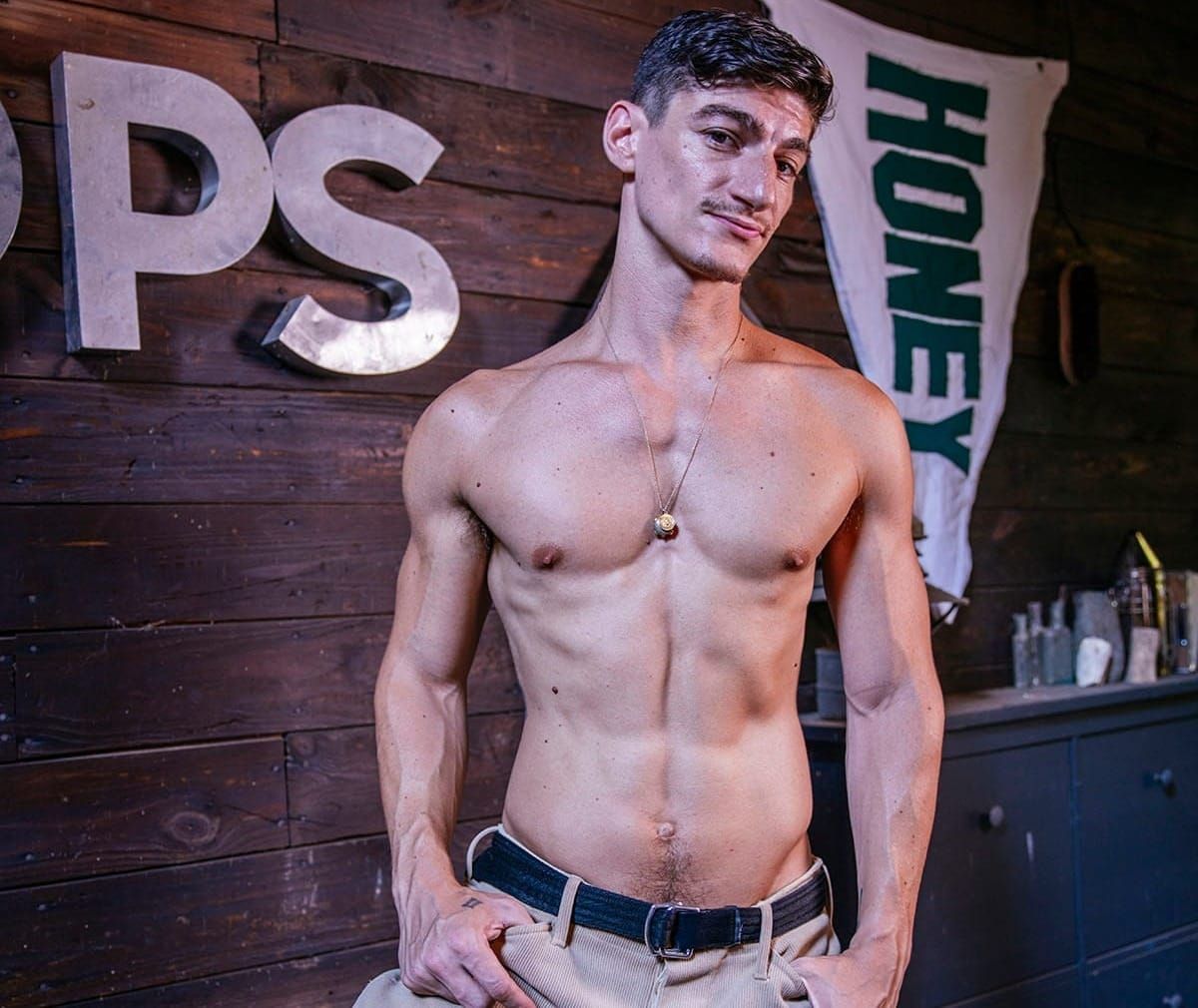 ManCrush: Aiden Ward