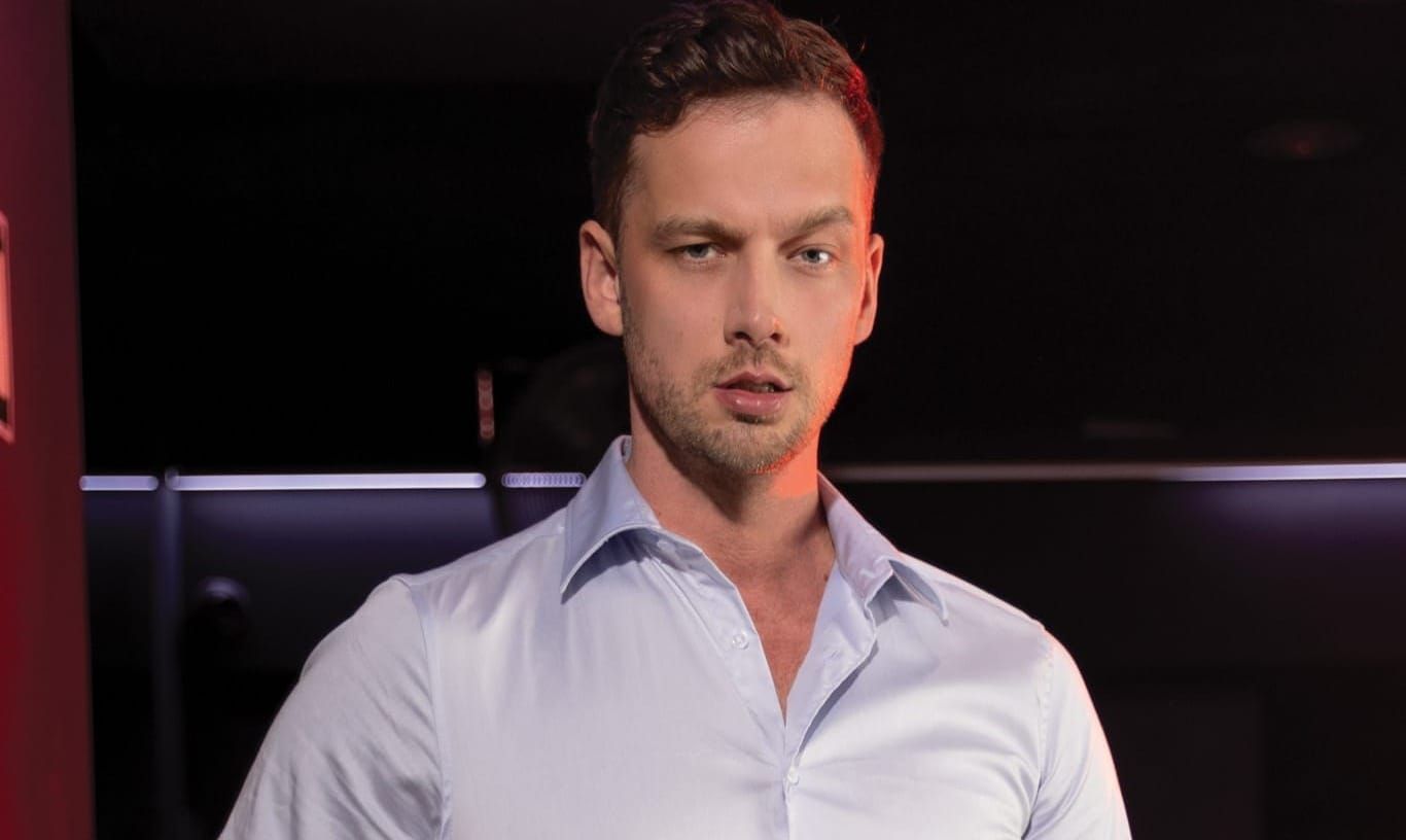 ManCrush: Damon Heart