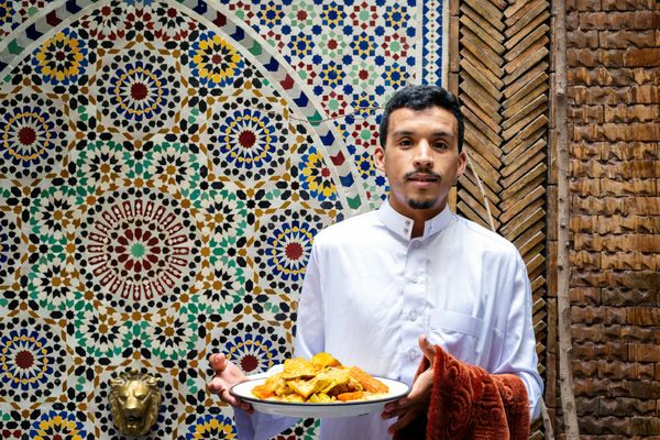 Losing his mind in Morocco (the latest chapter)