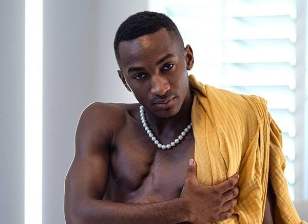 ManCrush: Kai Taylor