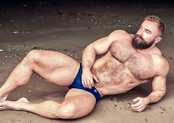 ManCrush: Markus Stone