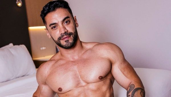 ManCrush: Arad Winwin