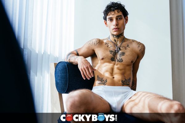 ManCrush: Lyle Isira